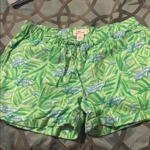 Vineyard Vines linen short
